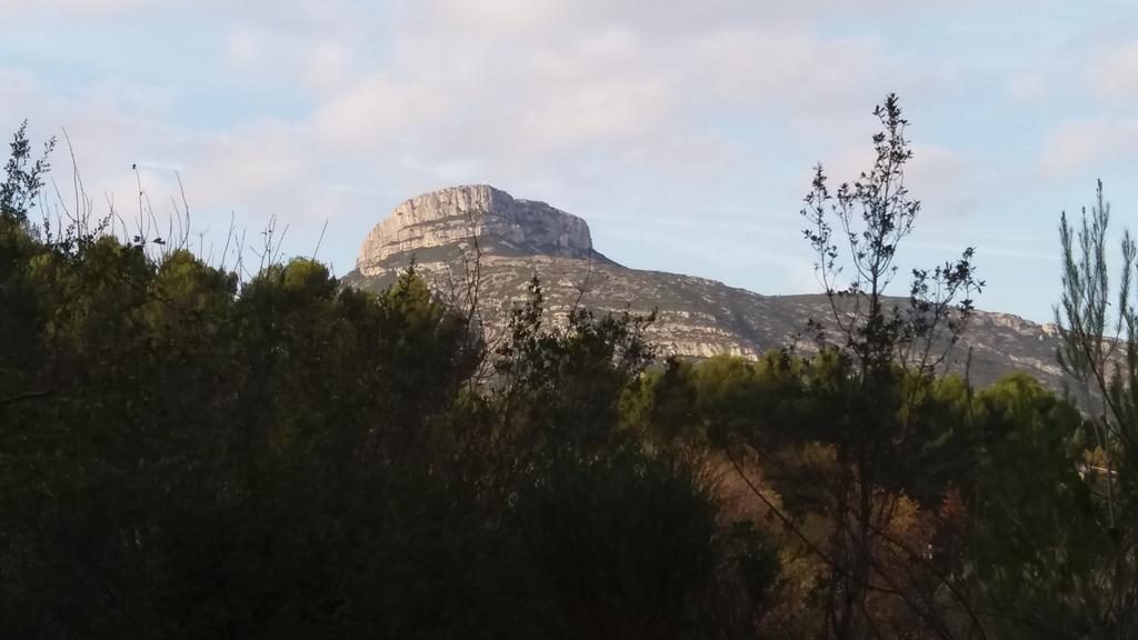 le Mas du Pin Vert Aubagne Extérieur photo